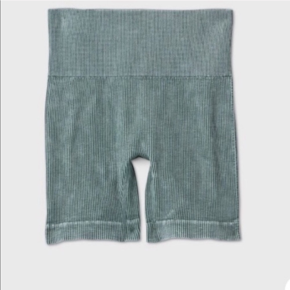 Colsie ribbed shorts